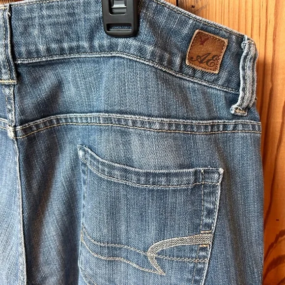Women’s American Eagle Bootcut Jeans - Picture 5 of 6